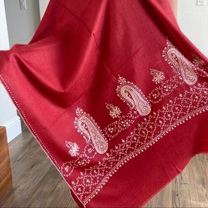 Wool/silk blend scarf/wrap